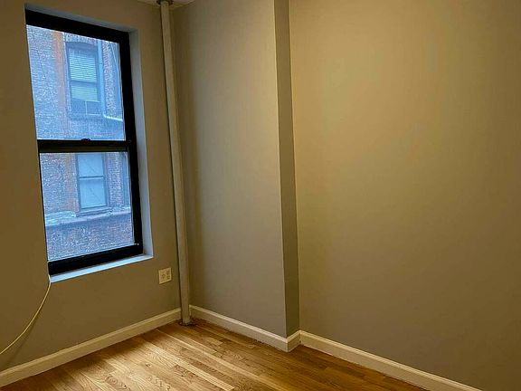 5th image of 1571 Lex Ave #4