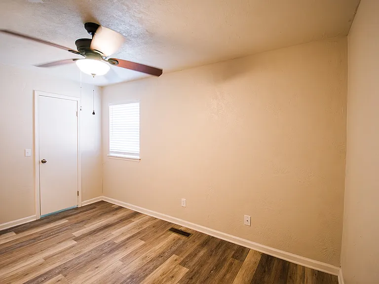 1608 S Berry Rd — Photo 22