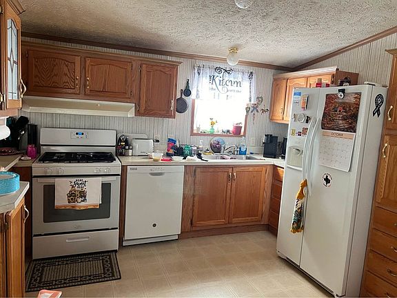 Exterior Image-2-DUTCH HOUSING 251 Hidden Creek