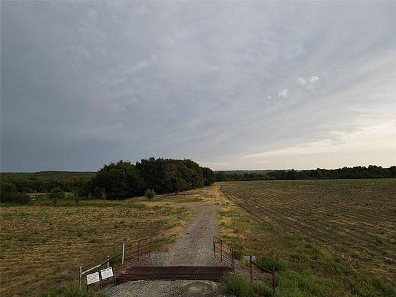3rd image of E 154th Rd