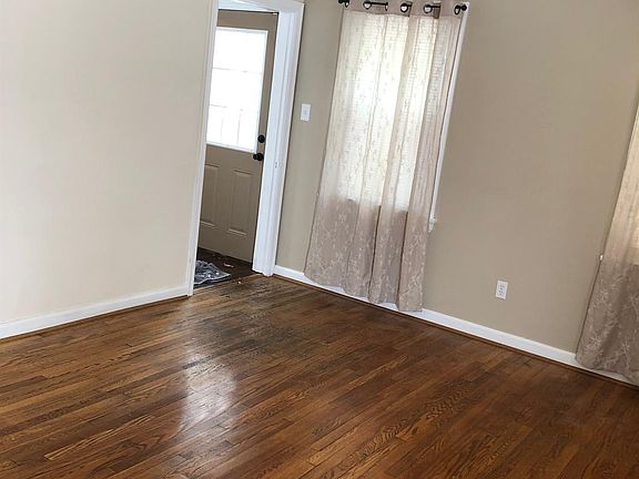 4th image of 4306 Redmont Ave