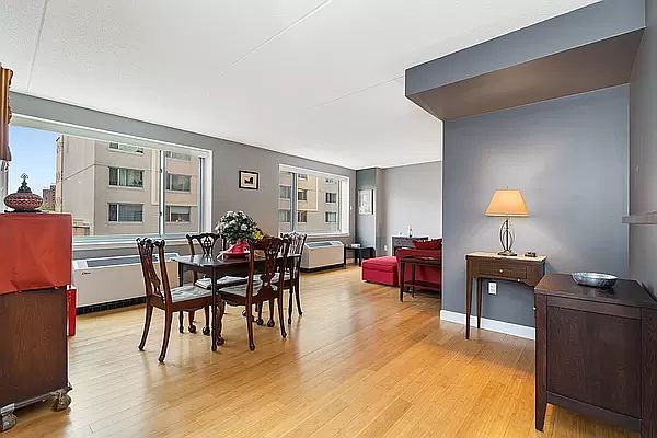 1st image of 40 W 116th St APT A616