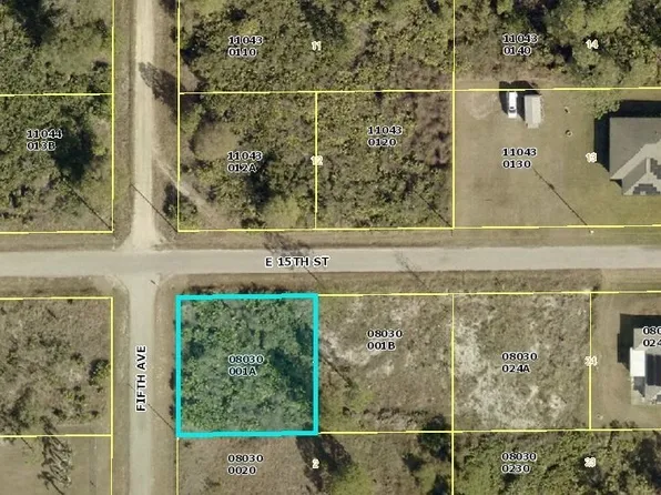 500 E 15th St, Lehigh Acres, FL 33972