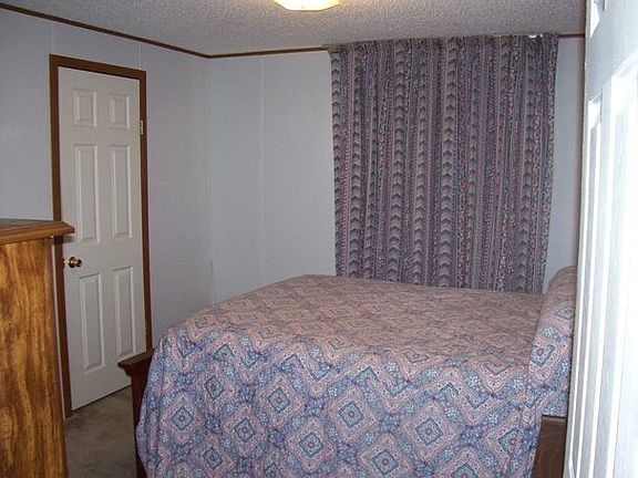 5th image of 22320 Sugarbush Ln