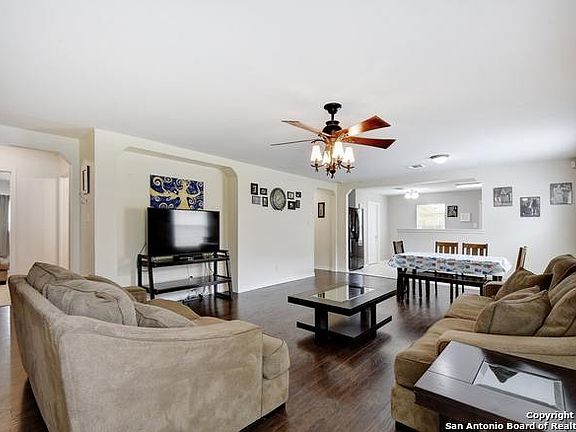 5th image of 4039 Wisteria Way