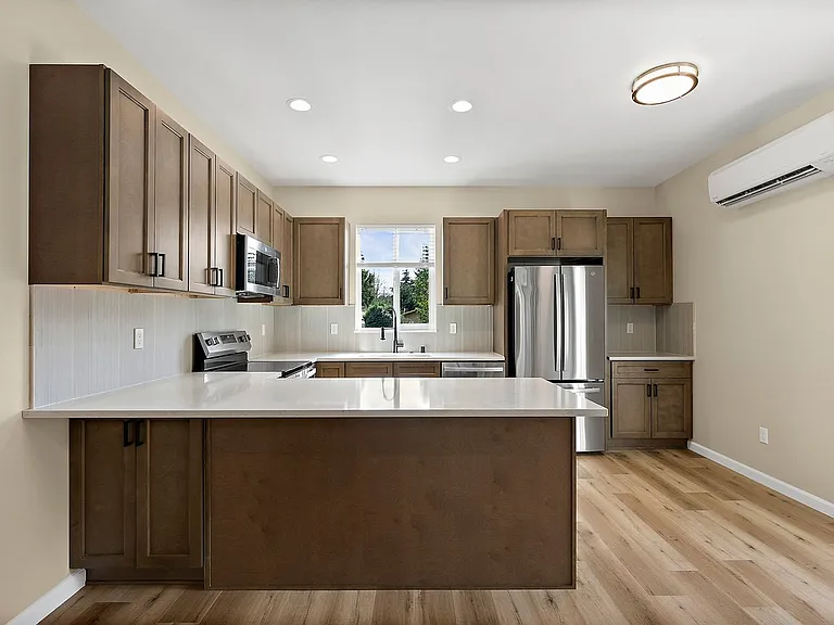8511 Woodlawn Ave SW — Photo 15