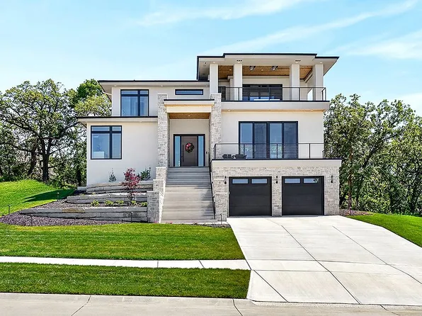 22603 Sanctuary Ridge Dr, Elkhorn, NE 68022