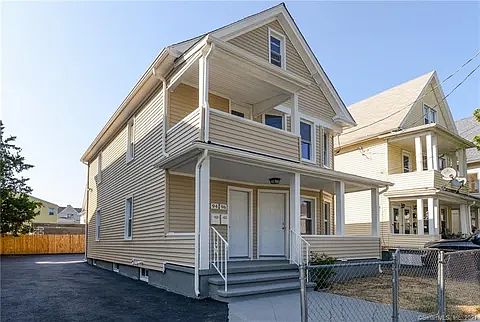 1st image of 94 Cleveland Ave APT 2