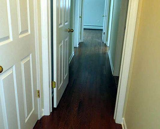 4th image of 16 Hillcrest Dr