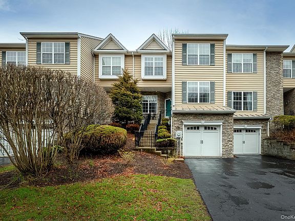 2nd image of 811 Huntington Drive