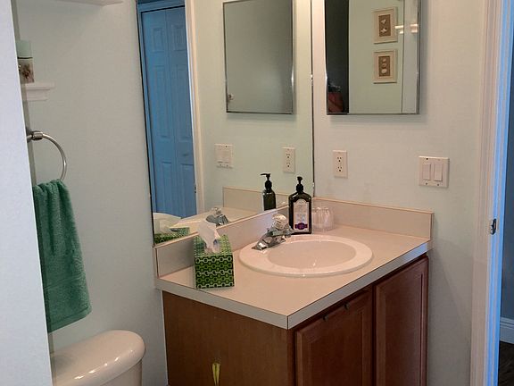 5th image of 4320 Caparosa Cir