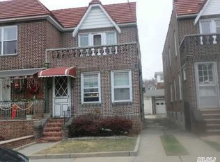 8005 Margaret Pl, Glendale, NY 11385