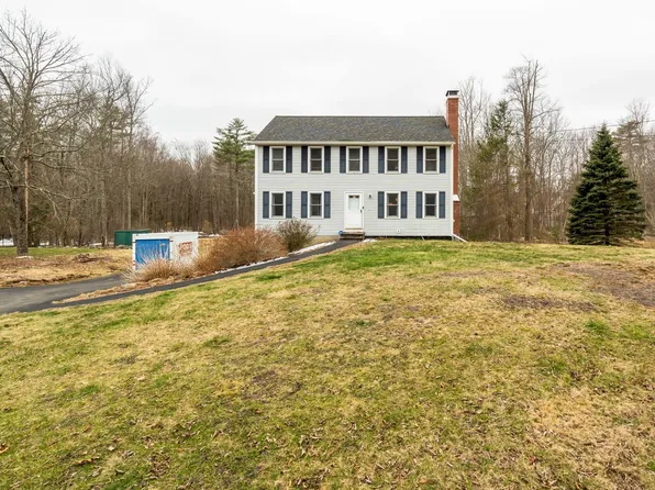 206 Kent Farm Road, Hampstead, NH 03841