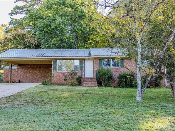 3017 Maple Rd SE, Lindale, GA 30147