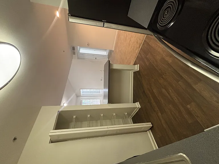 Wesley St. Claire Apartments at Lawrenceville — Photo 114