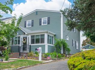 19 Sanders St, Morris Plains, NJ 07950