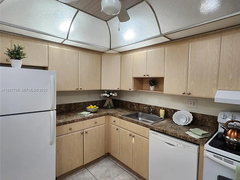 8415 SW 107th Ave #238W — Photo 9