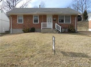 9527 Hale Dr, Saint Louis, MO