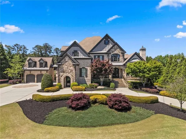 2725 Drayton Hall Dr, Buford, GA 30519