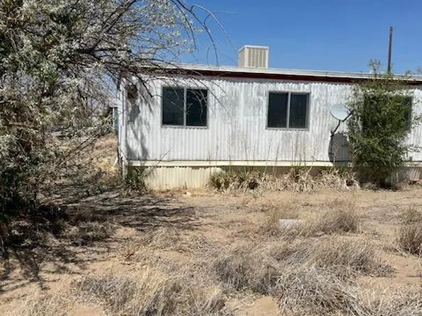 7650 Springfield Rd, Silver Springs, NV 89429