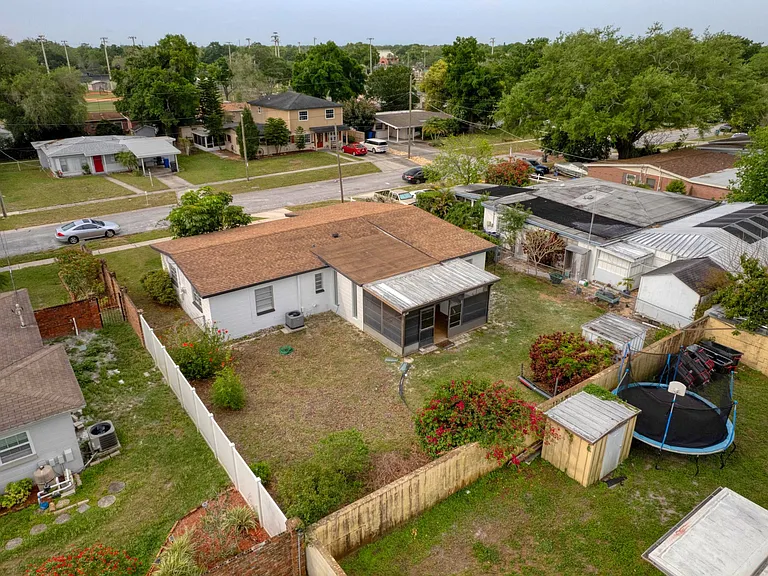 2513 Chapel Way #B — Photo 3