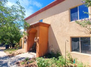 Spacious and Unique, Updated UNM Studio w/ All Utilities Included, Albuquerque, NM 87106