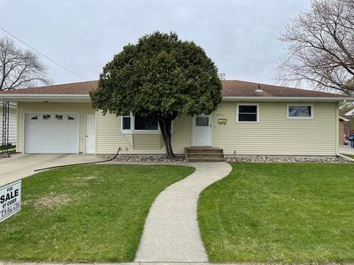 1402 10th St N, Moorhead, MN, 56560