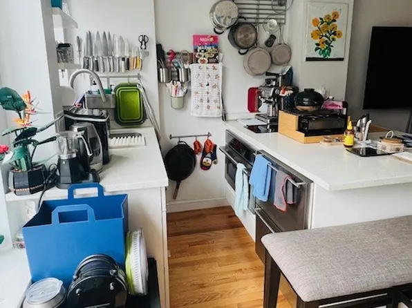 120 Central Park South image 3 of 16