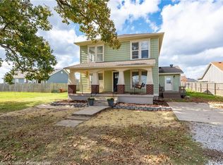 1330 Bliss St, Centerton, AR 72719