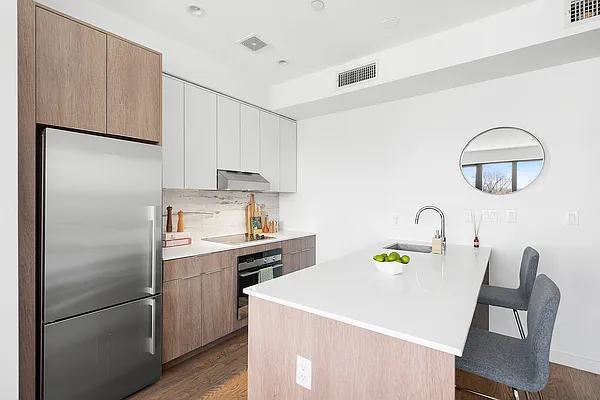 Rented by Compass | media 9