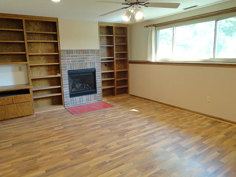 503 24th St SW — Photo 25