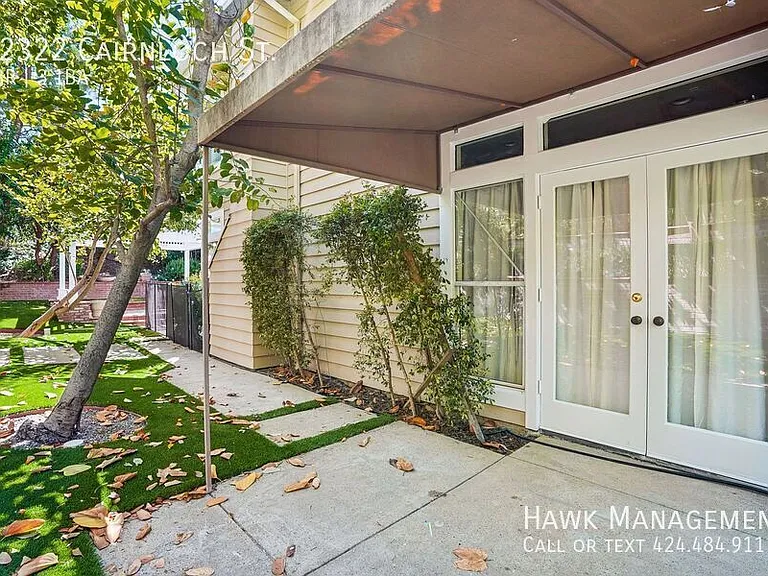 22322 Cairnloch St — Photo 67