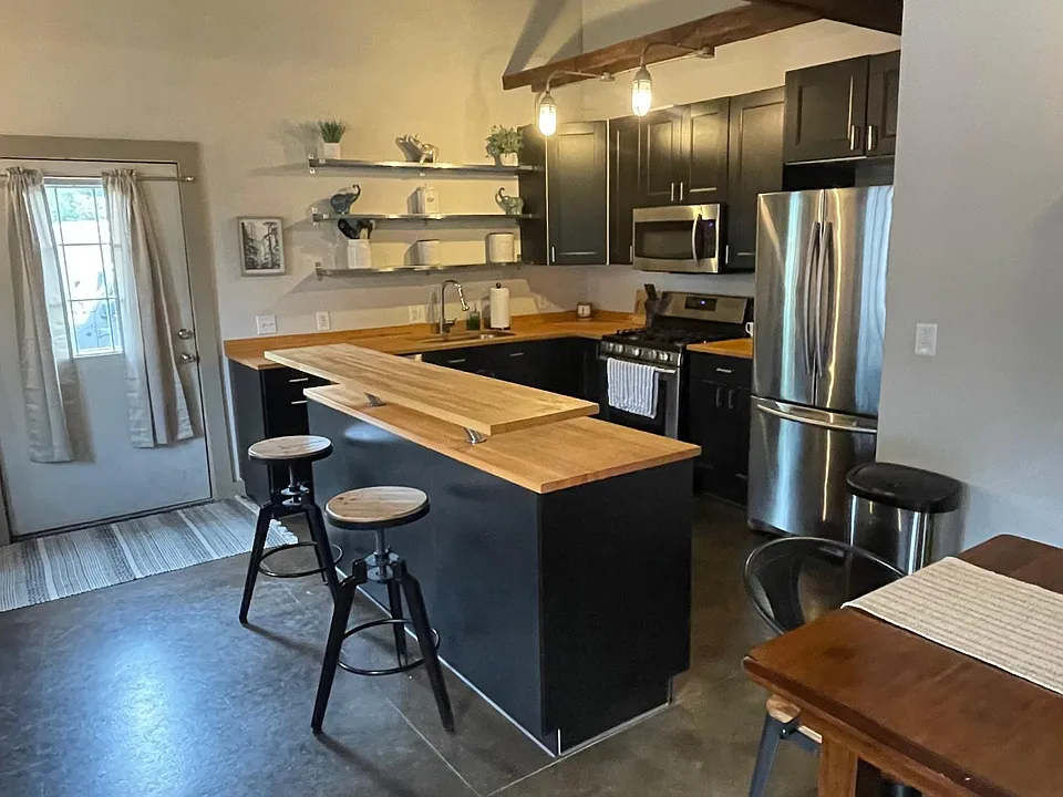 201 North St #1