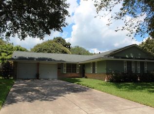 2004 Ivie Lee St, Baytown, TX 77520