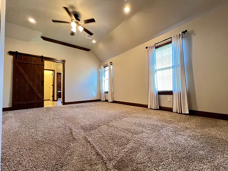 11748 SW 25th Ter — Photo 15
