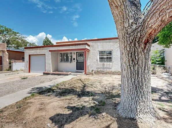 808 Wilmoore Dr SE, Albuquerque, NM 87106