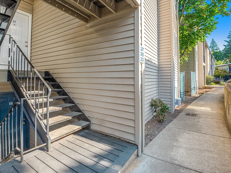 Quail Ridge Apartments — Photo 1