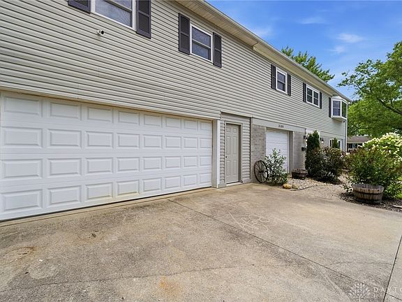 3rd image of 3100 E Cunnington Ln