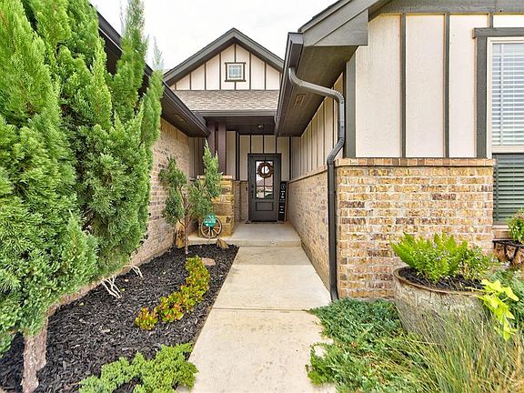2nd image of 13316 Outdoor Living Dr