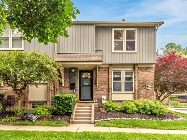 386 Hartman Ln, Saline, MI 48176