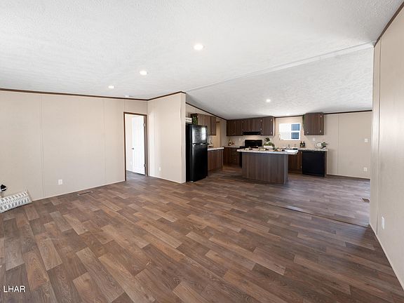 4th image of 2701 Anita Ave