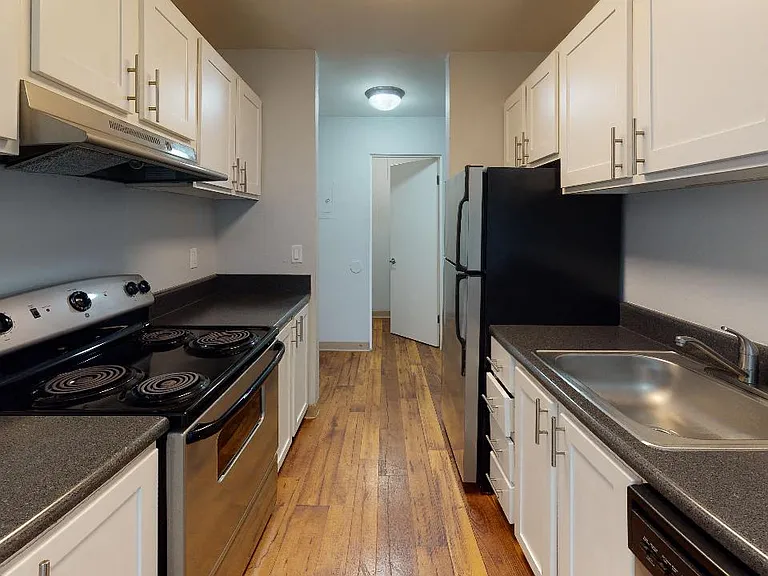 The Aviator Apartments — Photo 12