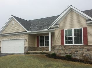 233 Cedar Holw, Manheim, PA 17545