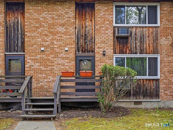 2nd image of 200 Woodmont Avenue #118