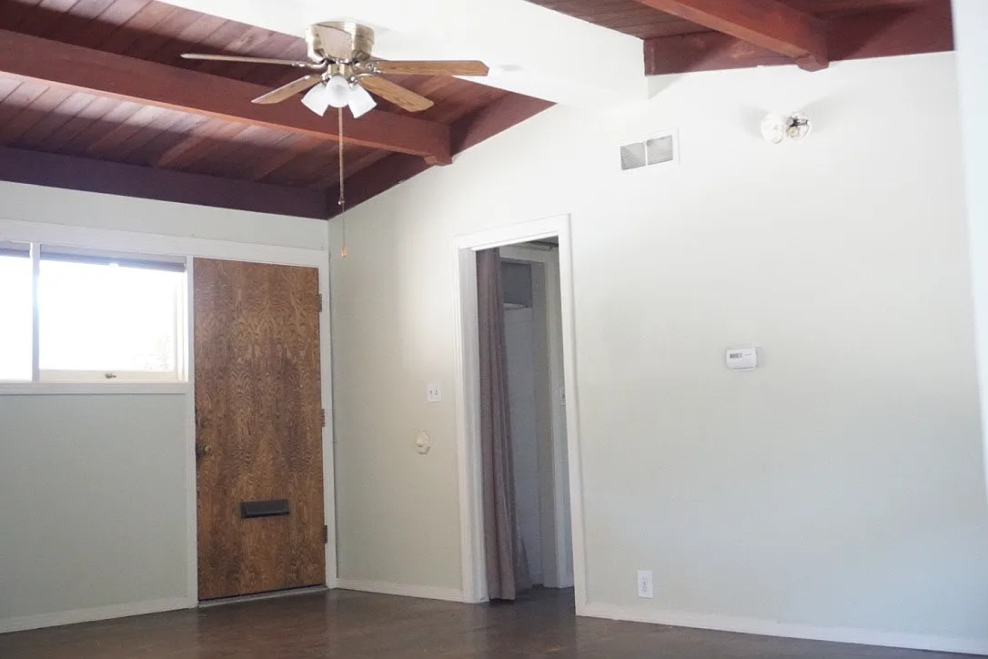 141 Beverly Drive, Unit A — Photo 3