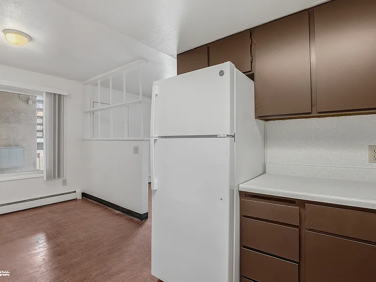 415 N Bragaw — Photo 7
