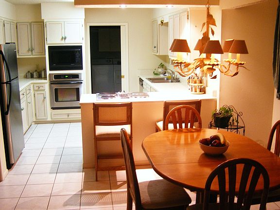 3rd image of 11 Holly Ave