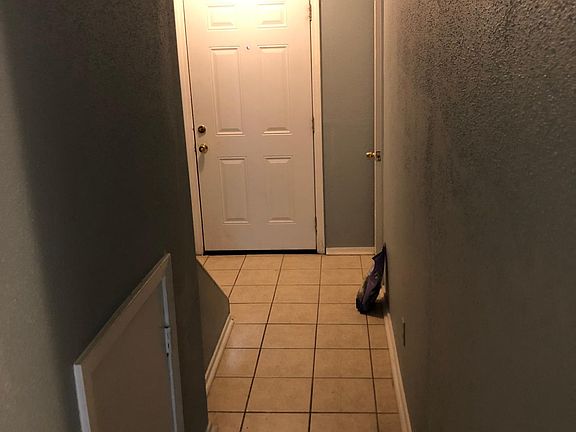 4th image of 3540 Martinique Ave APT B