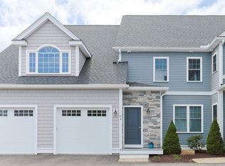 1 Roseland St UNIT B-4, Foxboro, MA 02035