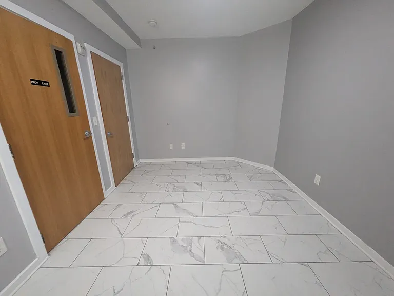 60 Coleman St #1L — Photo 8
